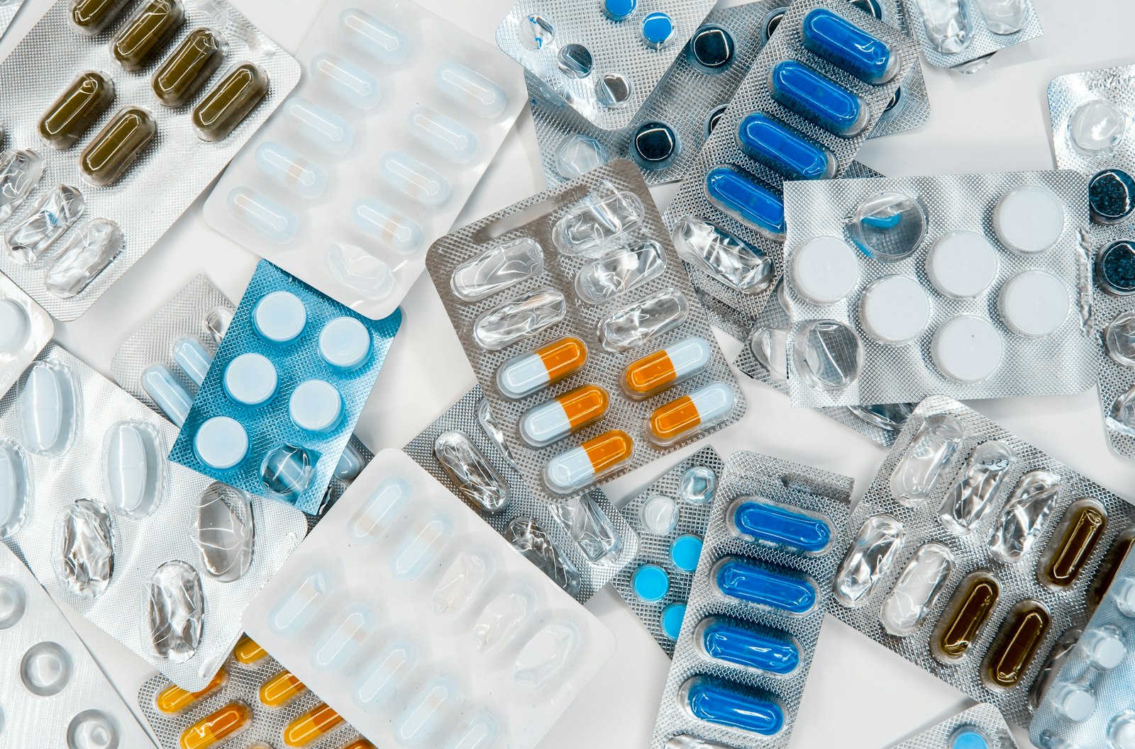 Área de empaque farmacéutico controlado